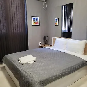 M Hostal