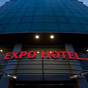 Expo מלון